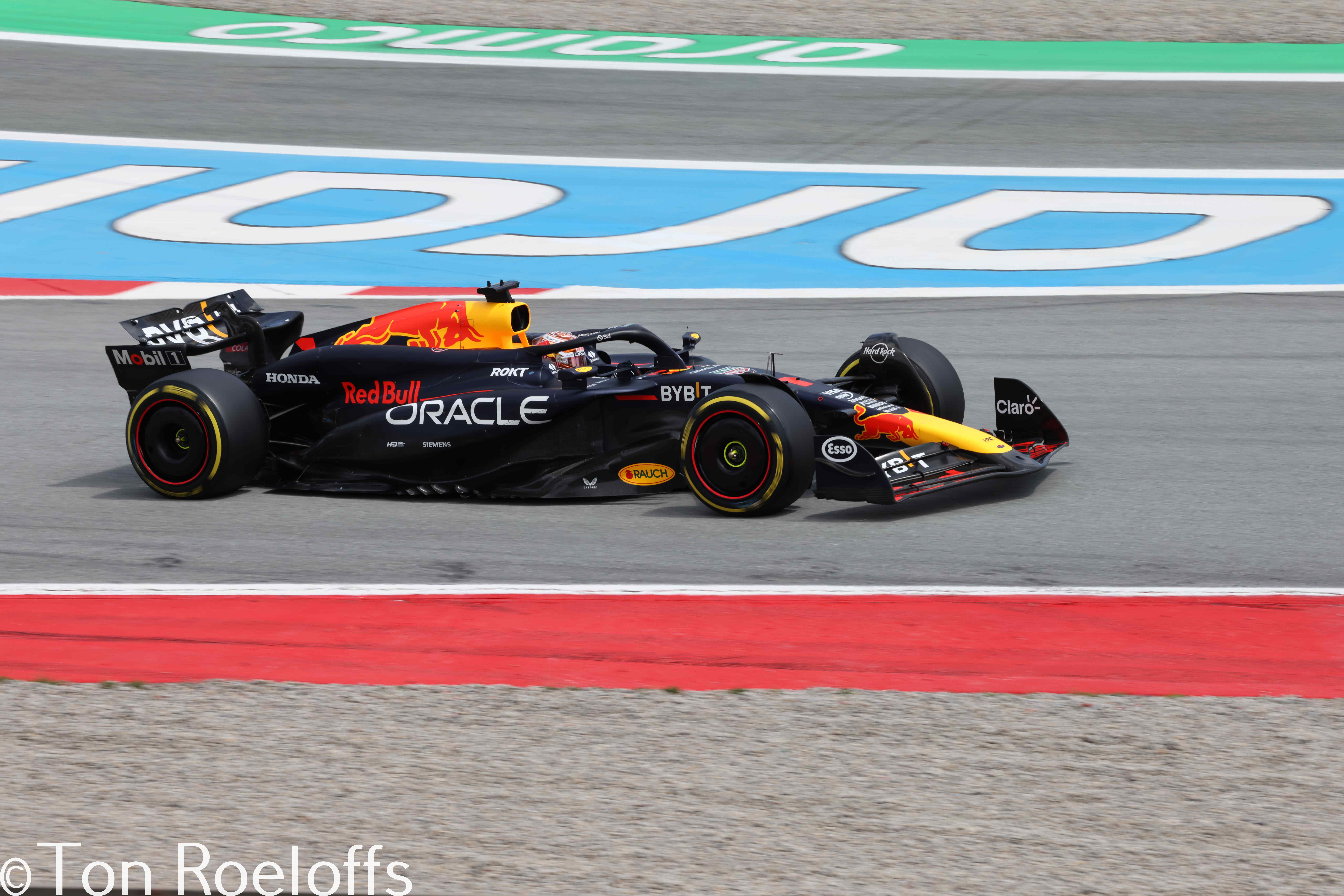 Vettel verremt zich